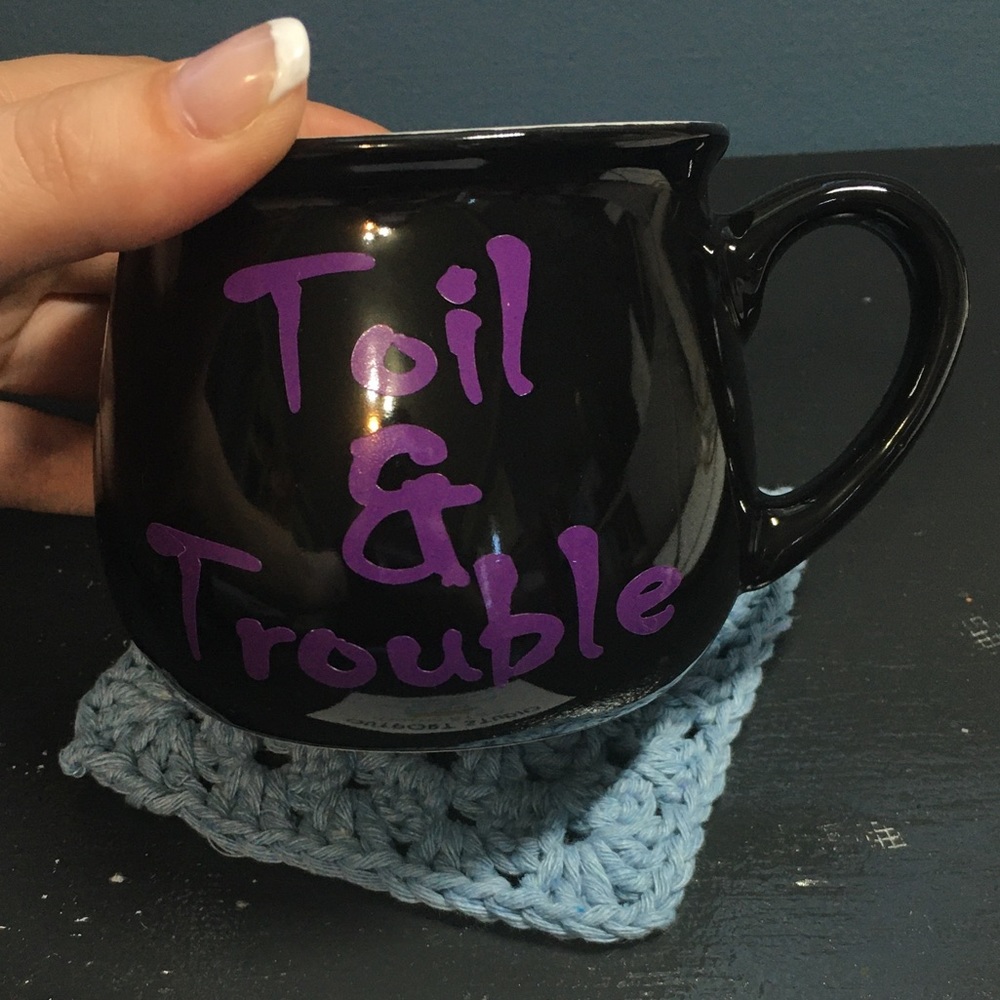 Halloween Mug - Picture 2 of 2